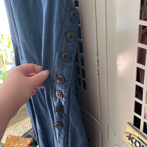 Jumpsuit - Picture 5 of 9